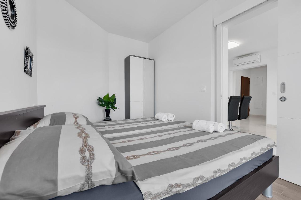 מאקרסקה Apartment Navis, Sea View מראה חיצוני תמונה