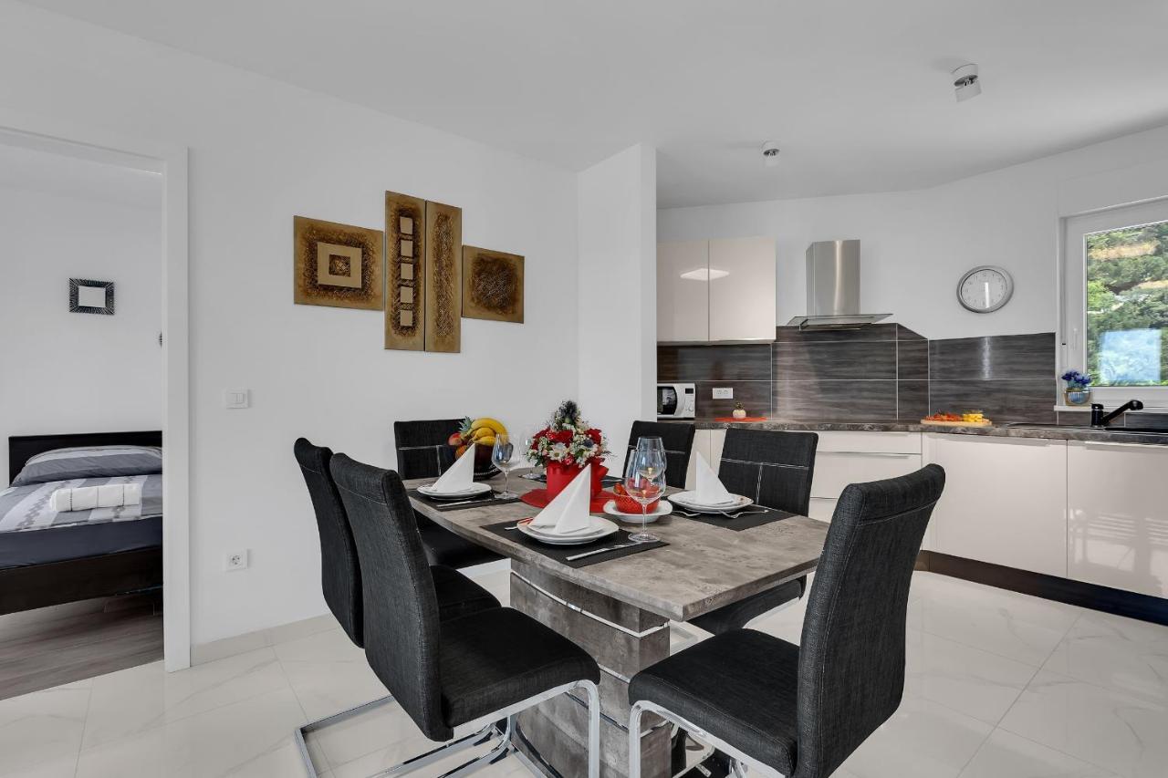מאקרסקה Apartment Navis, Sea View מראה חיצוני תמונה
