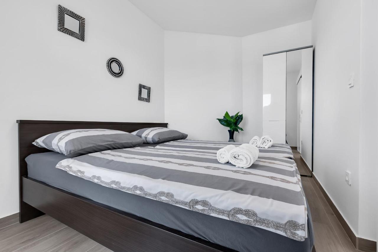 מאקרסקה Apartment Navis, Sea View מראה חיצוני תמונה