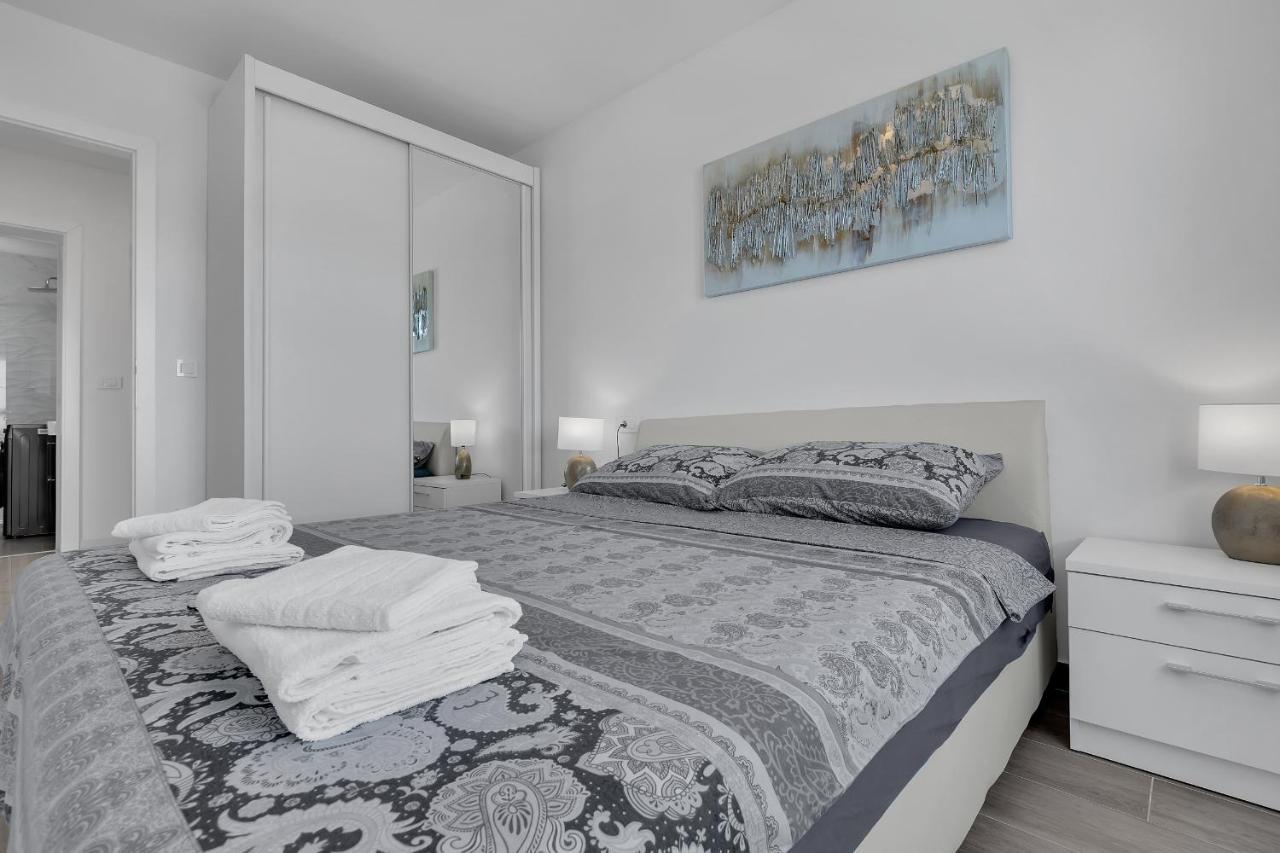 מאקרסקה Apartment Navis, Sea View מראה חיצוני תמונה